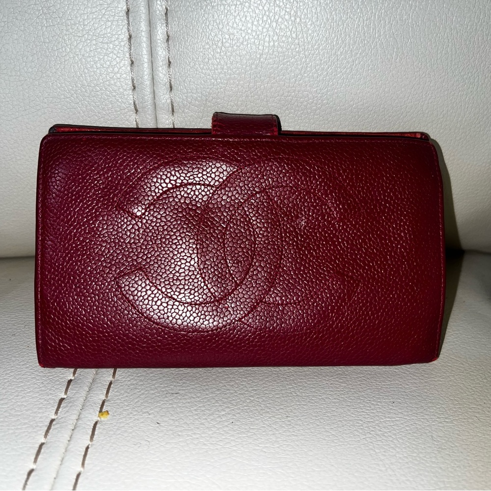 PreOwned Red Cavier Leather Chanel Wallet